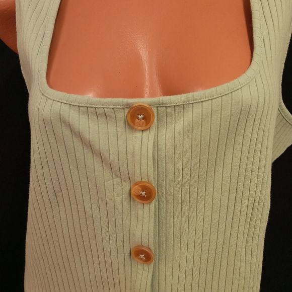 Rue + Womens green top - Picture 3 of 7